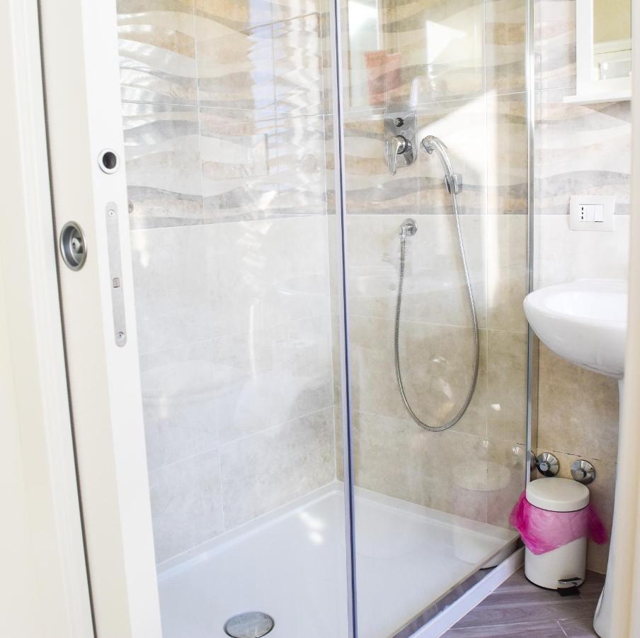 Bed & Breakfast Domus Pepe 스칼레아 외부 사진