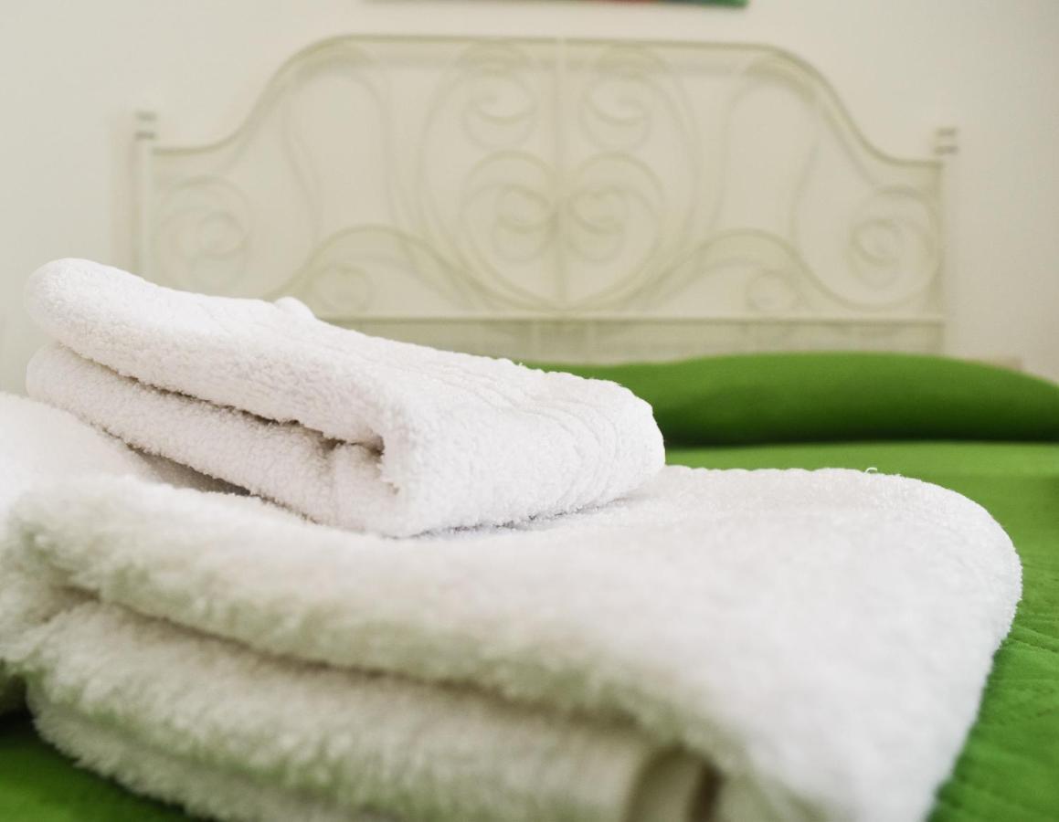 Bed & Breakfast Domus Pepe 스칼레아 외부 사진
