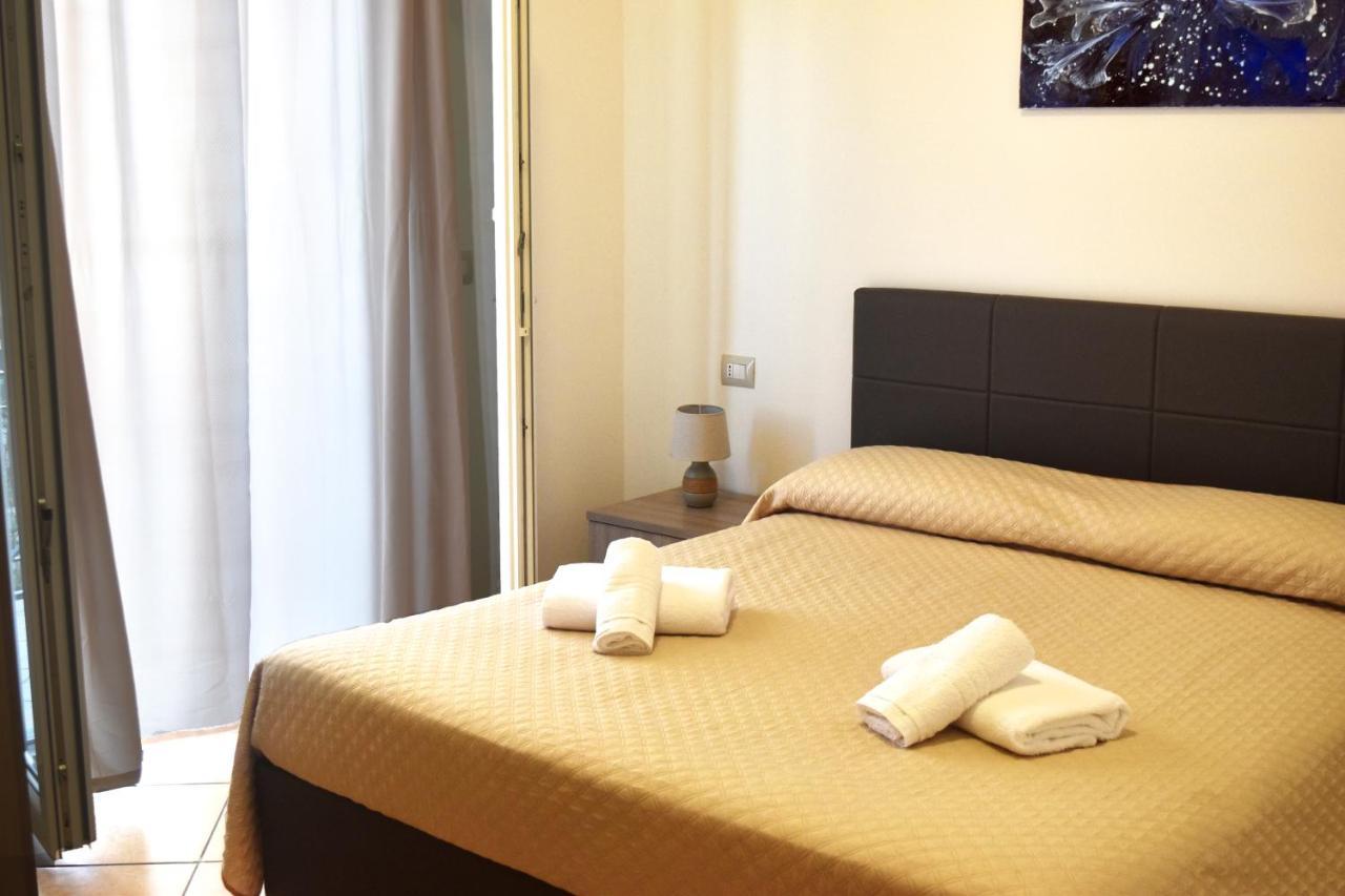 Bed & Breakfast Domus Pepe 스칼레아 외부 사진