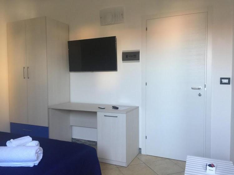 Bed & Breakfast Domus Pepe 스칼레아 외부 사진